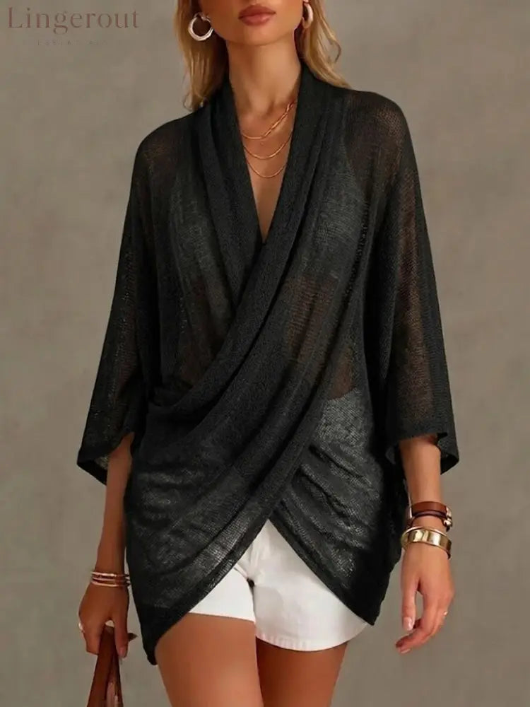 Loose Cozy And Lightweight Knitted Top - Black / S