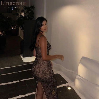 Lovely Lace Backless Black Maxi Dress