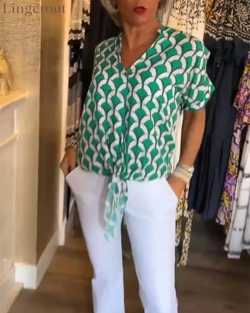 Short-sleeved V-neck printed casual top - Green / S