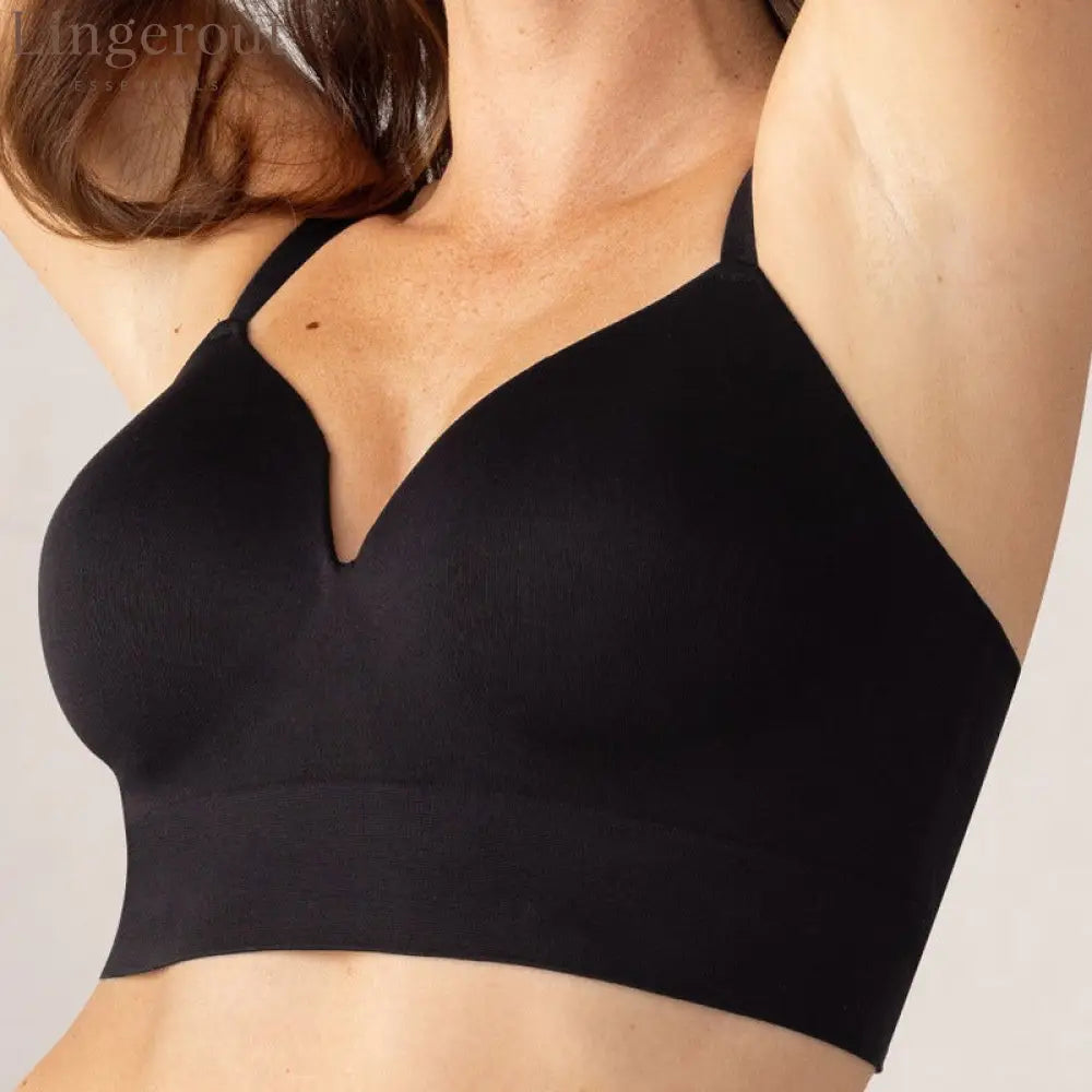 Soft Stretch No Wire Everyday Bra Invisible Under Clothes Intimates - Black / S