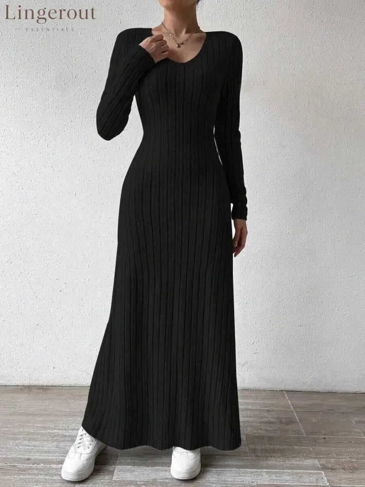 V-Neck Vertical Ribbed Knit Long Sleeve A-Line Maxi Dress - Black / S