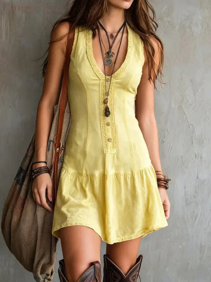 Women’s Sleeveless U-neck Button Embellishments Dress - Yellow / S