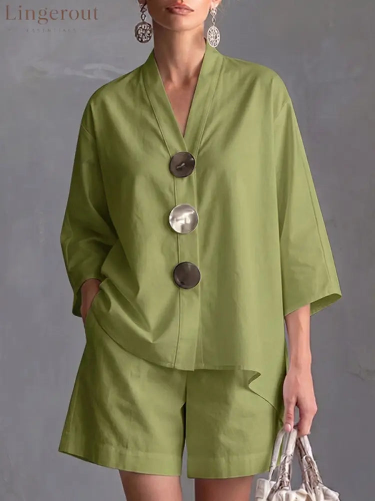 Women’s Solid-color V-neck 3/4-sleeve Casual Loose Cotton-linen Top & High-waisted Wide-leg Shorts Set - Green / S